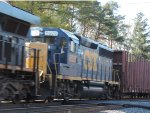 CSX 6926 on M560